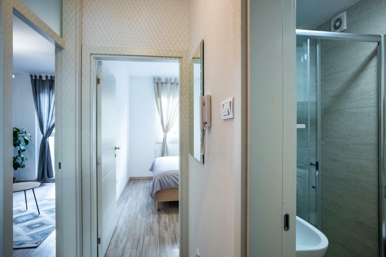 דירות נובי סאד Modern Naive Downtown With Free Private Garage-Fast Wi-Fi מראה חיצוני תמונה